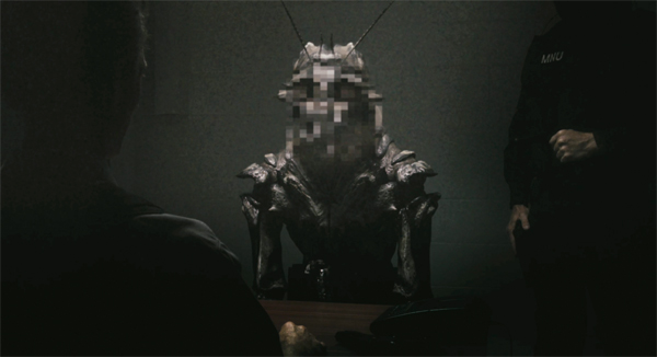 One of the aliens from District 9